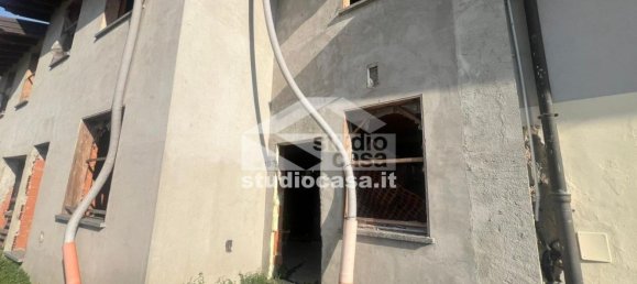 3-salle Appartement à Torrevecchia Pia, Italy No. 332707 23