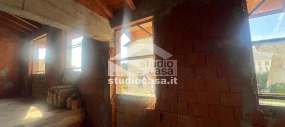 3-salle Appartement à Torrevecchia Pia, Italy No. 332707 11