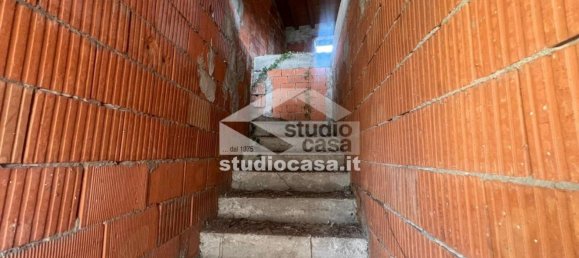 3-salle Appartement à Torrevecchia Pia, Italy No. 332707 18