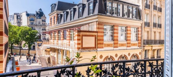 4 bedrooms Apartment in Paris, France No. 351596 3