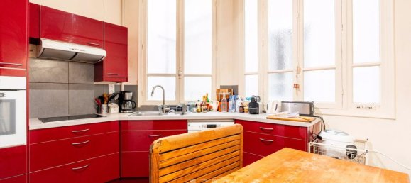 4 bedrooms Apartment in Paris, France No. 351596 13