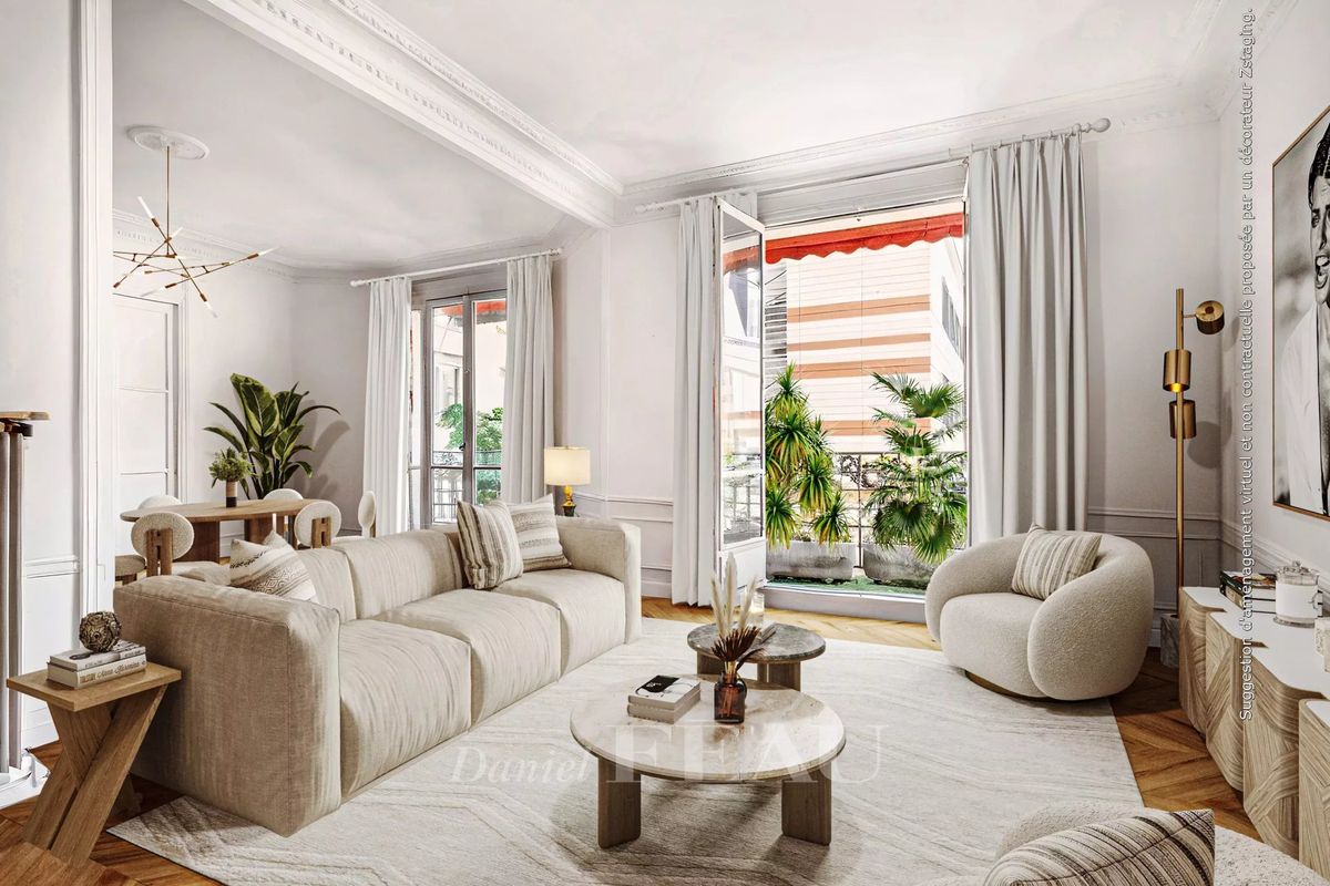 4 bedrooms Apartment in Paris, France No. 351596