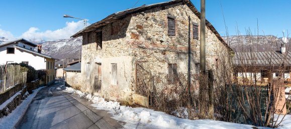 Дом с 3 комнатами в Демонте, Италия № 260553 40