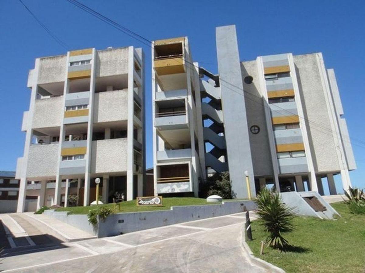 3 bedrooms Apartment in Mar del Plata, Argentina No. 83162