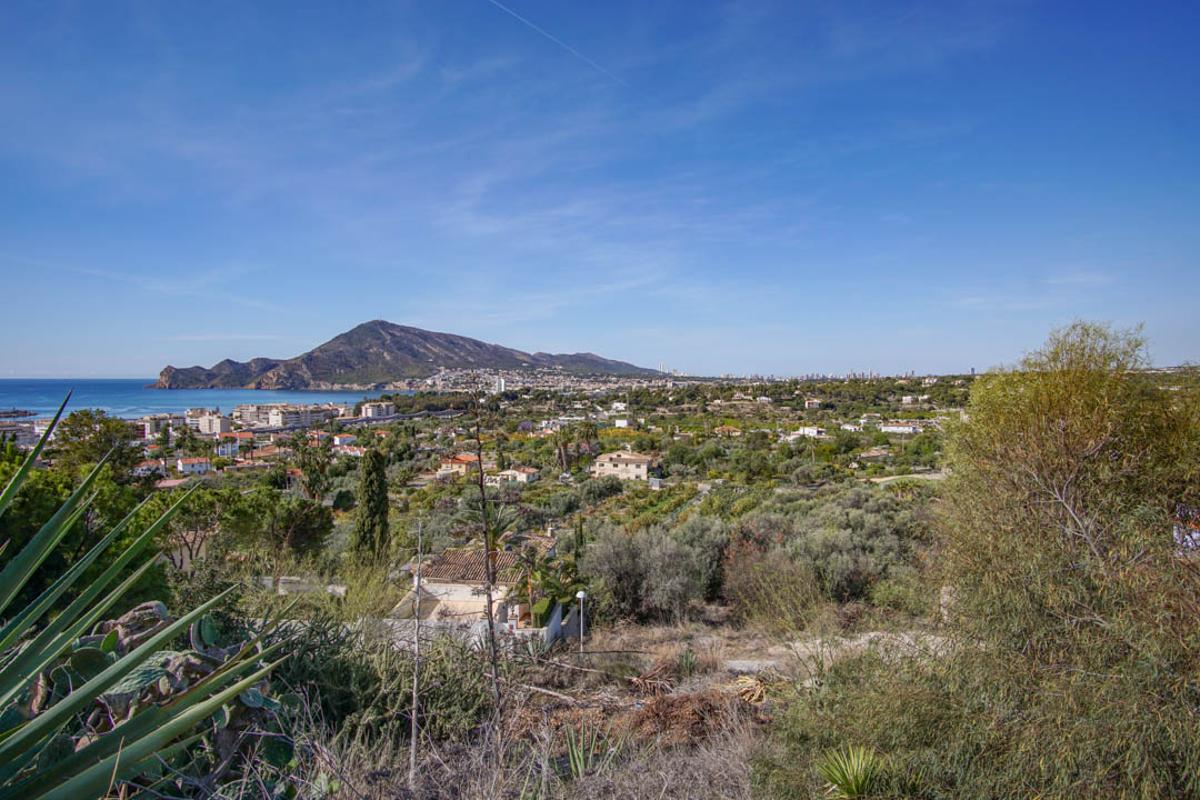  Land in Altea, Spain No. 12896