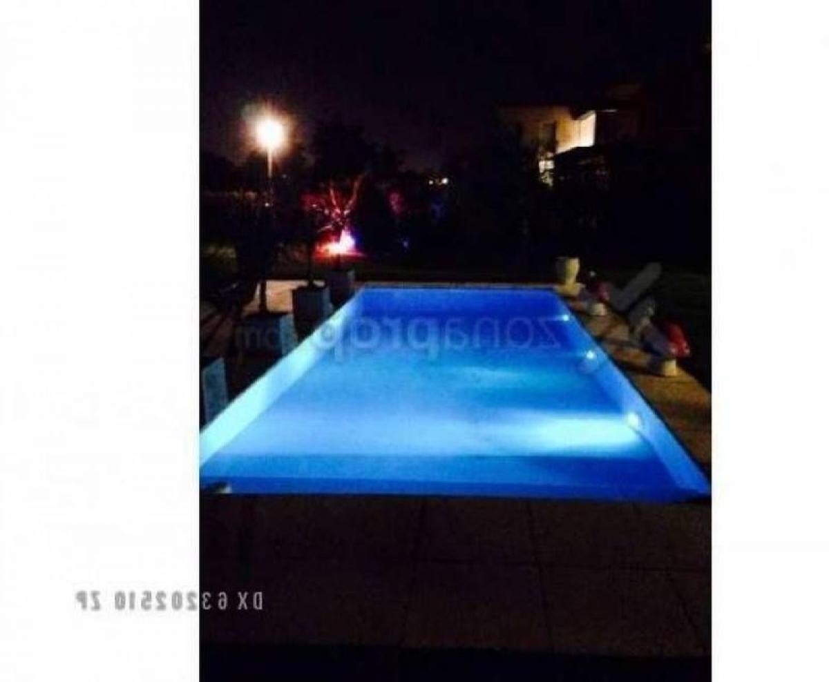 3 bedrooms House in Tigre, Argentina No. 82594