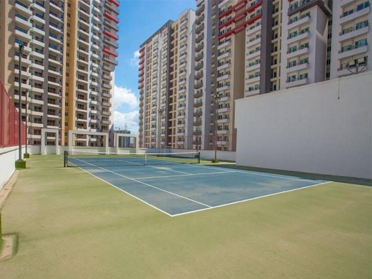 2 bedrooms House in Noida, India No. 66667