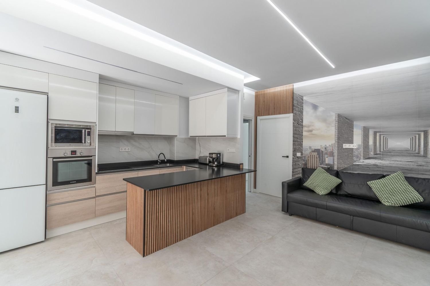 1 bedroom Apartment in Granada, Spain No. 142406