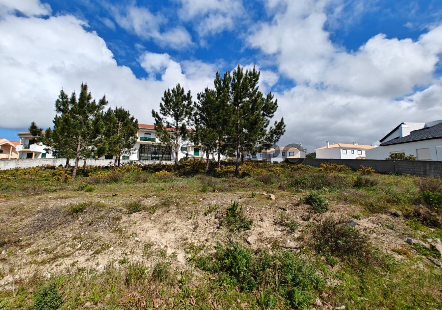  Land in Foz do Arelho, Portugal No. 200863