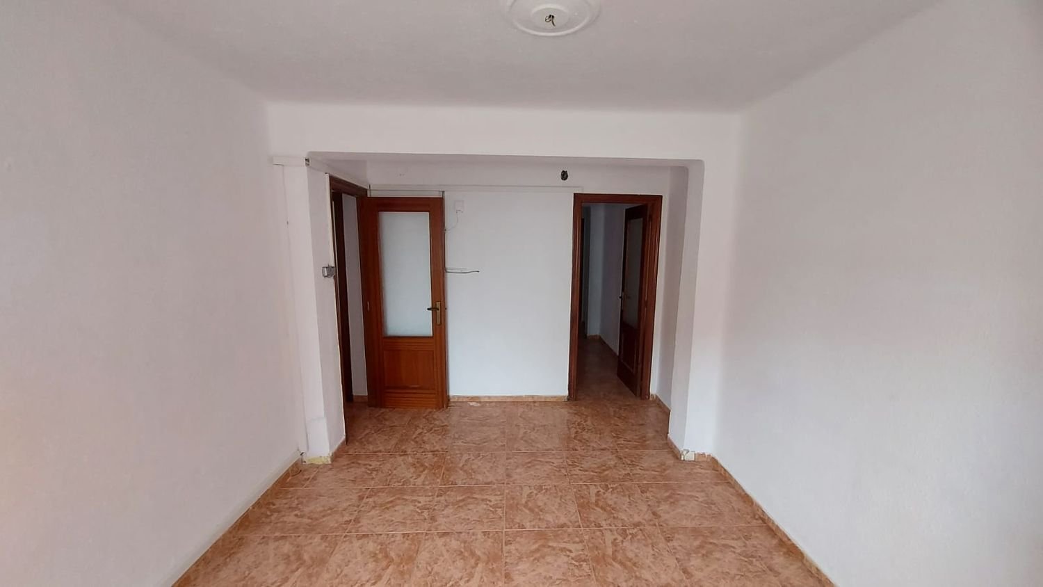 3 bedrooms Apartment in Manises, Spain No. 149376