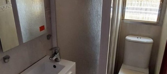 3 bedrooms Apartment in Manises, Spain No. 149376 6