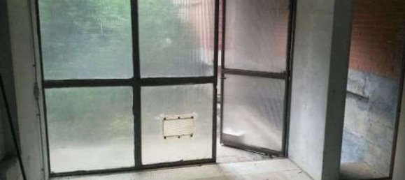 99-salle Maison à Besnate, Italy No. 187566 31