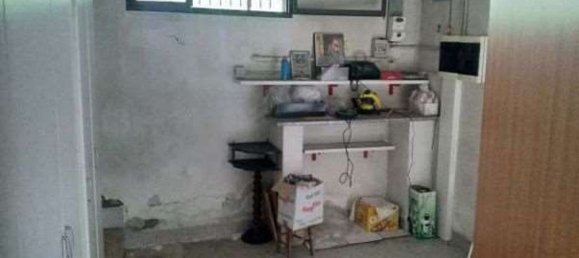 99-salle Maison à Besnate, Italy No. 187566 9