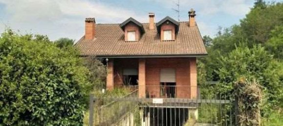 99-salle Maison à Besnate, Italy No. 187566 3