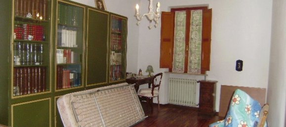 Casa de 10 divisões em Foiano della Chiana, Italy N.º 228336 24