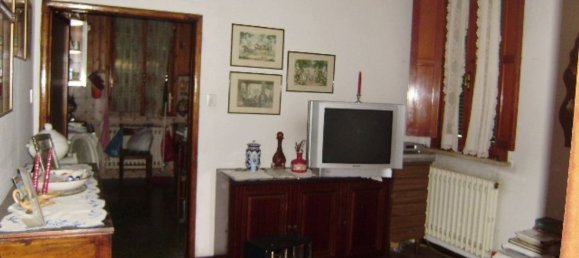 Casa de 10 divisões em Foiano della Chiana, Italy N.º 228336 2