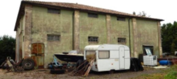 343m² Commercial property in Copparo, Italy No. 376680 2