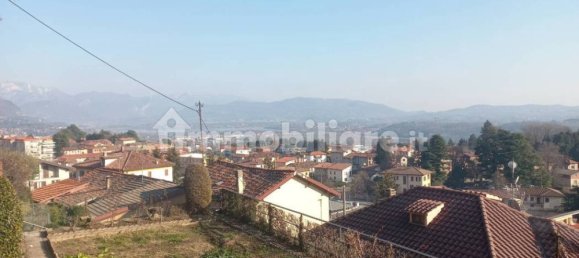 3 bedrooms Villa in Albavilla, Italy No. 14028 15