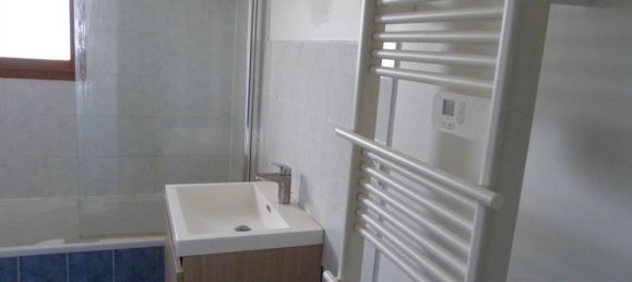 3 chambres Maison à Vierzon, France No. 49051 8