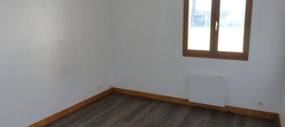 3 chambres Maison à Vierzon, France No. 49051 7