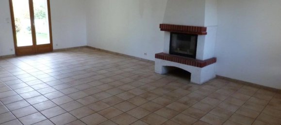 3 chambres Maison à Vierzon, France No. 49051 2