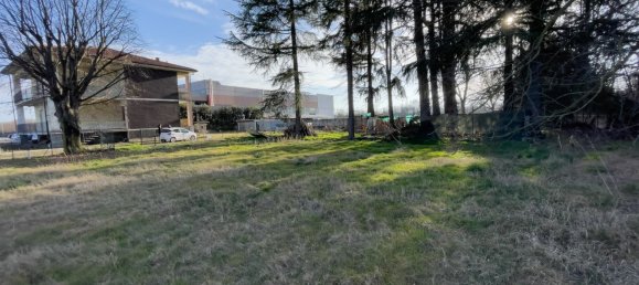 1390m² Land in Momo, Italy No. 153345 5