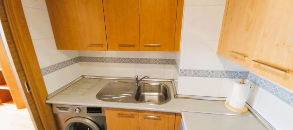 1 bedroom Apartment in Madrid, Spain No. 187305 10