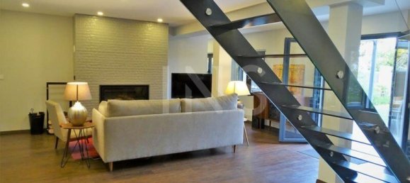 5 bedrooms Villa in Colares, Portugal No. 143765 7