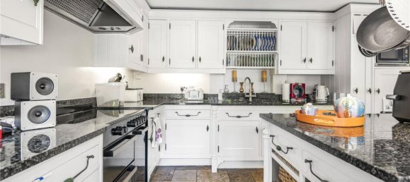 5 bedrooms House in Hadley Wood, United Kingdom No. 6571 35