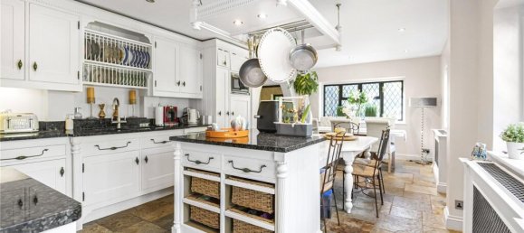 5 bedrooms House in Hadley Wood, United Kingdom No. 6571 26