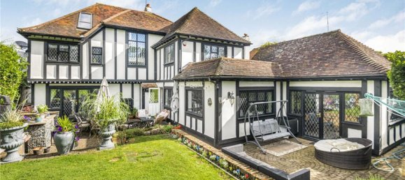 5 bedrooms House in Hadley Wood, United Kingdom No. 6571 61