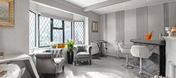 5 bedrooms House in Hadley Wood, United Kingdom No. 6571 19