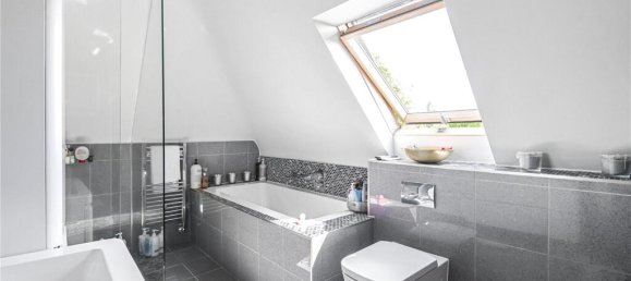 5 bedrooms House in Hadley Wood, United Kingdom No. 6571 52