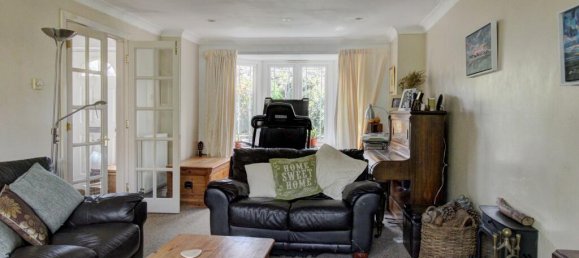 4 bedrooms House in Burgess Hill, United Kingdom No. 10472 2