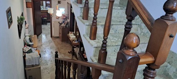 9 rooms House in Crecchio, Italy No. 28831 24