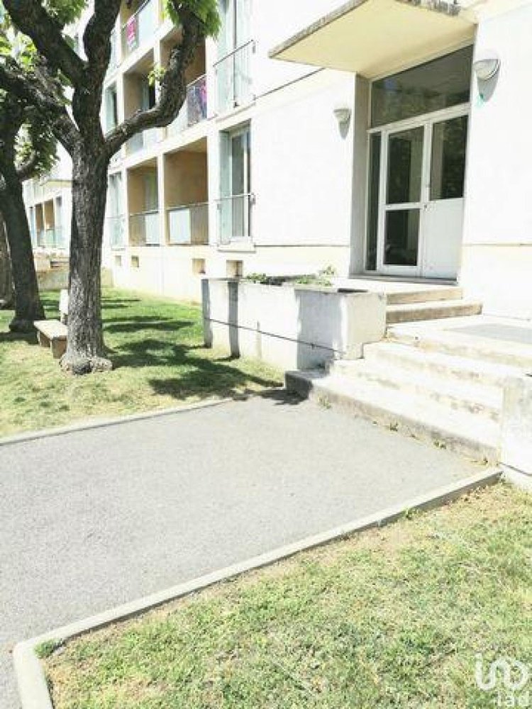Apartamento com 2 quartos em condomínio em Pierrelatte, France N.º 34525