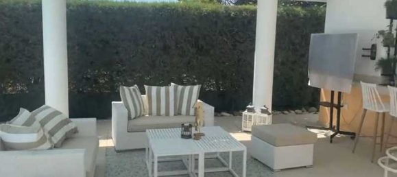 Вилла с 5 спальнями в Пано Полемидия, Кипр № 17688 2