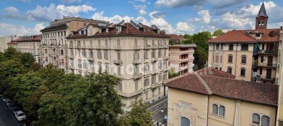 Apartamento T3 em Turin, Italy N.º 264363 2