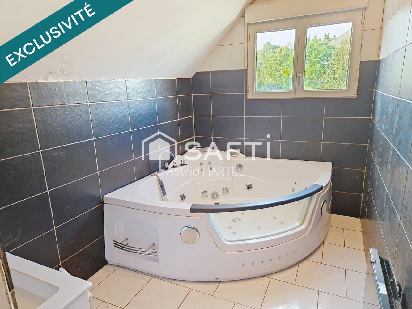 2 bedrooms House in Saint-Quentin, France No. 233828