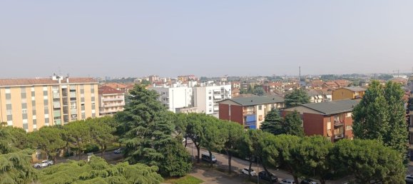 6 rooms Penthouse in Rho, Italy No. 338119 12