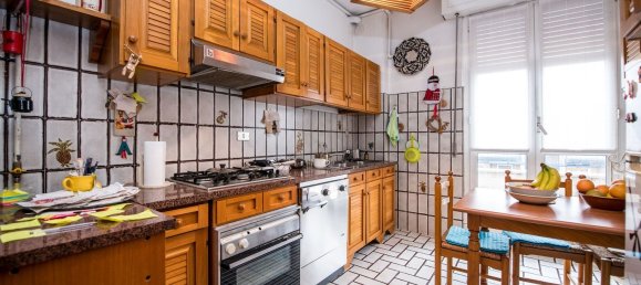 6 rooms Penthouse in Rho, Italy No. 338119 16