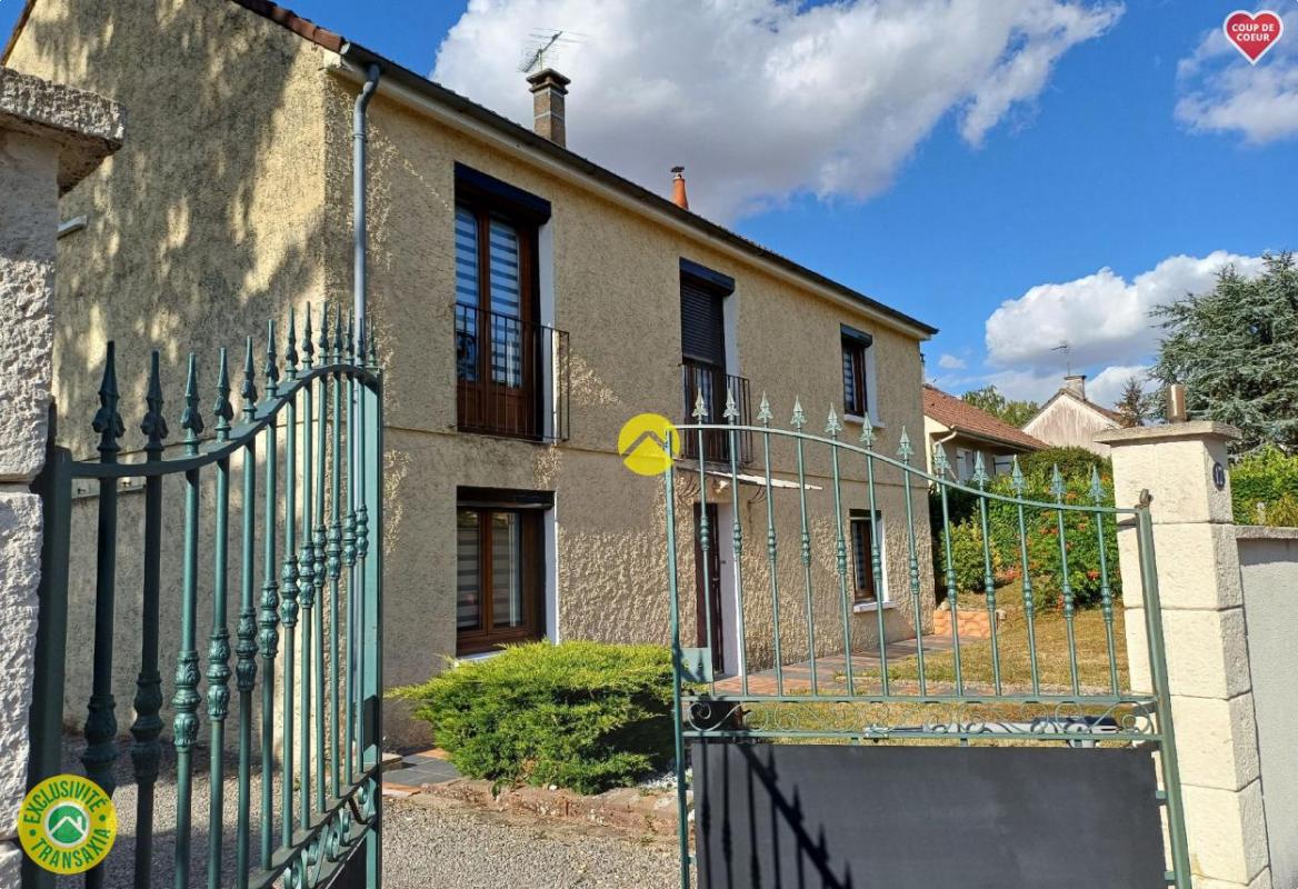 Casa de 4 dormitorios en Charost, France No. 317612