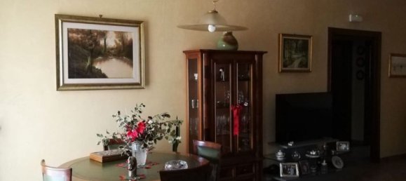 Villa de 5 divisões em Lanuvio, Italy N.º 210135 2