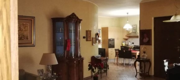 Villa de 5 divisões em Lanuvio, Italy N.º 210135 23