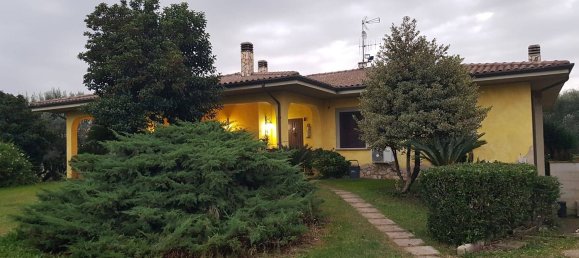 Villa de 5 divisões em Lanuvio, Italy N.º 210135 8