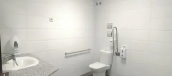 6 Schlafzimmer Doppelhaus in L'Hospitalet de Llobregat, Spain, Nr. 142250 12