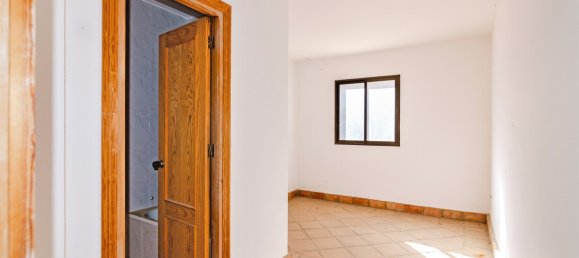 12 bedrooms House in Vinuela, Spain No. 128524 3