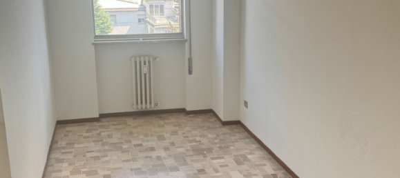 4 Schlafzimmer Wohnung in Gallarate, Italy, Nr. 363466 19