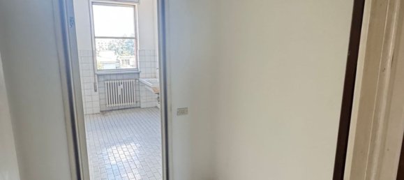 4 Schlafzimmer Wohnung in Gallarate, Italy, Nr. 363466 11