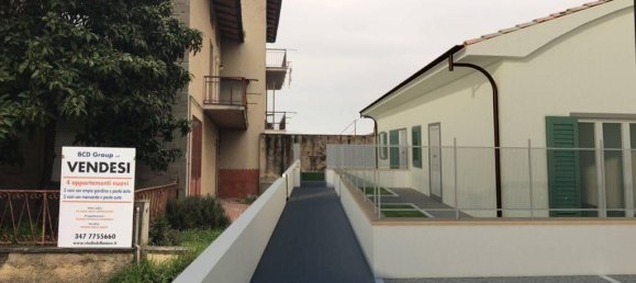 Дом с 5 комнатами в Кампи Бизенцио, Италия № 24238 11